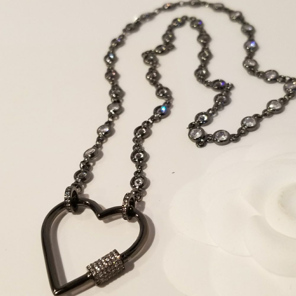 CZ Heart Carabiner Lock Pendant Charm Necklace NEW - Picture 2 of 7